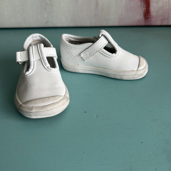 Keds Toddler Size 3 Champion Mary Jane Sneaker Toe Cap T-Strap Sneaker Girls - Picture 10 of 10